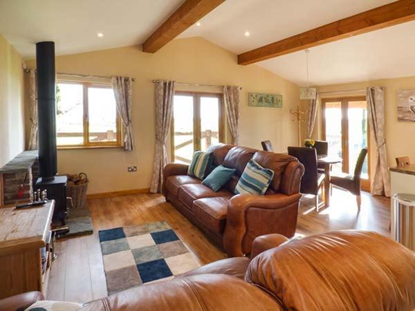 Valley View Lodge Trelystan エクステリア 写真