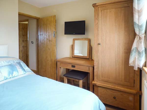 Valley View Lodge Trelystan エクステリア 写真